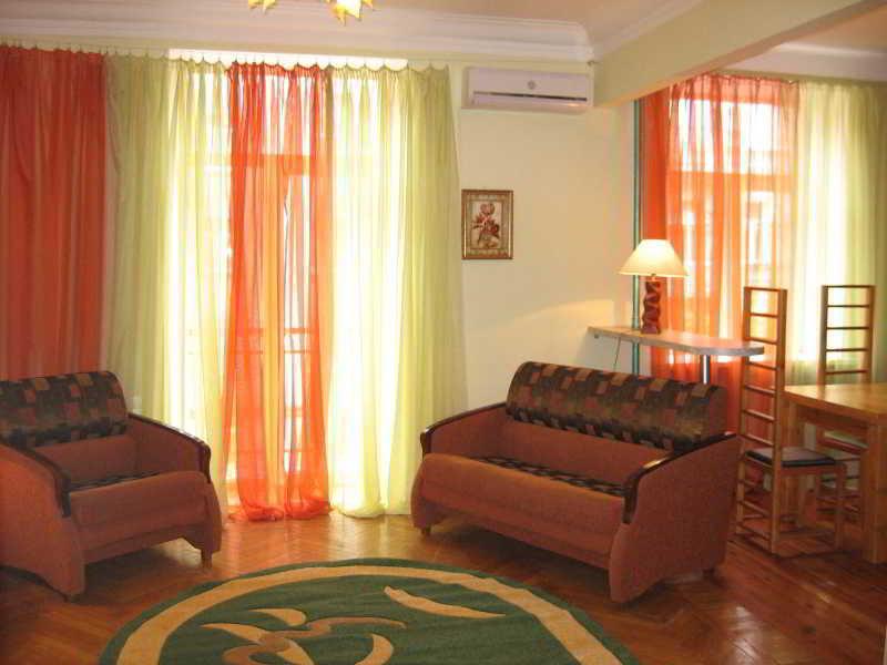 Ukrainian Hotel Service Apartments كييف المظهر الخارجي الصورة