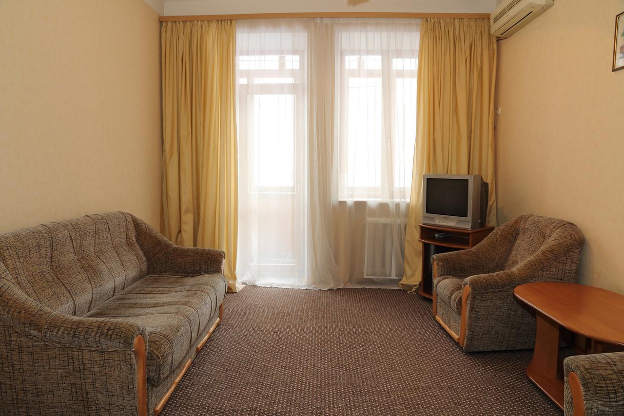 Ukrainian Hotel Service Apartments كييف المظهر الخارجي الصورة